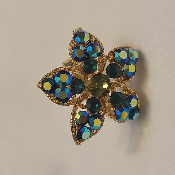 Statement Ring - Picture 3 of 6